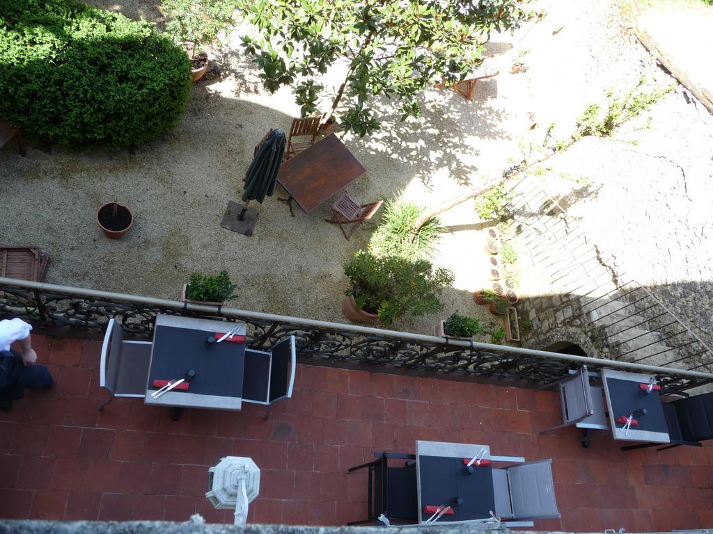 Le St Vincent Hotel Roquefort  Exterior foto